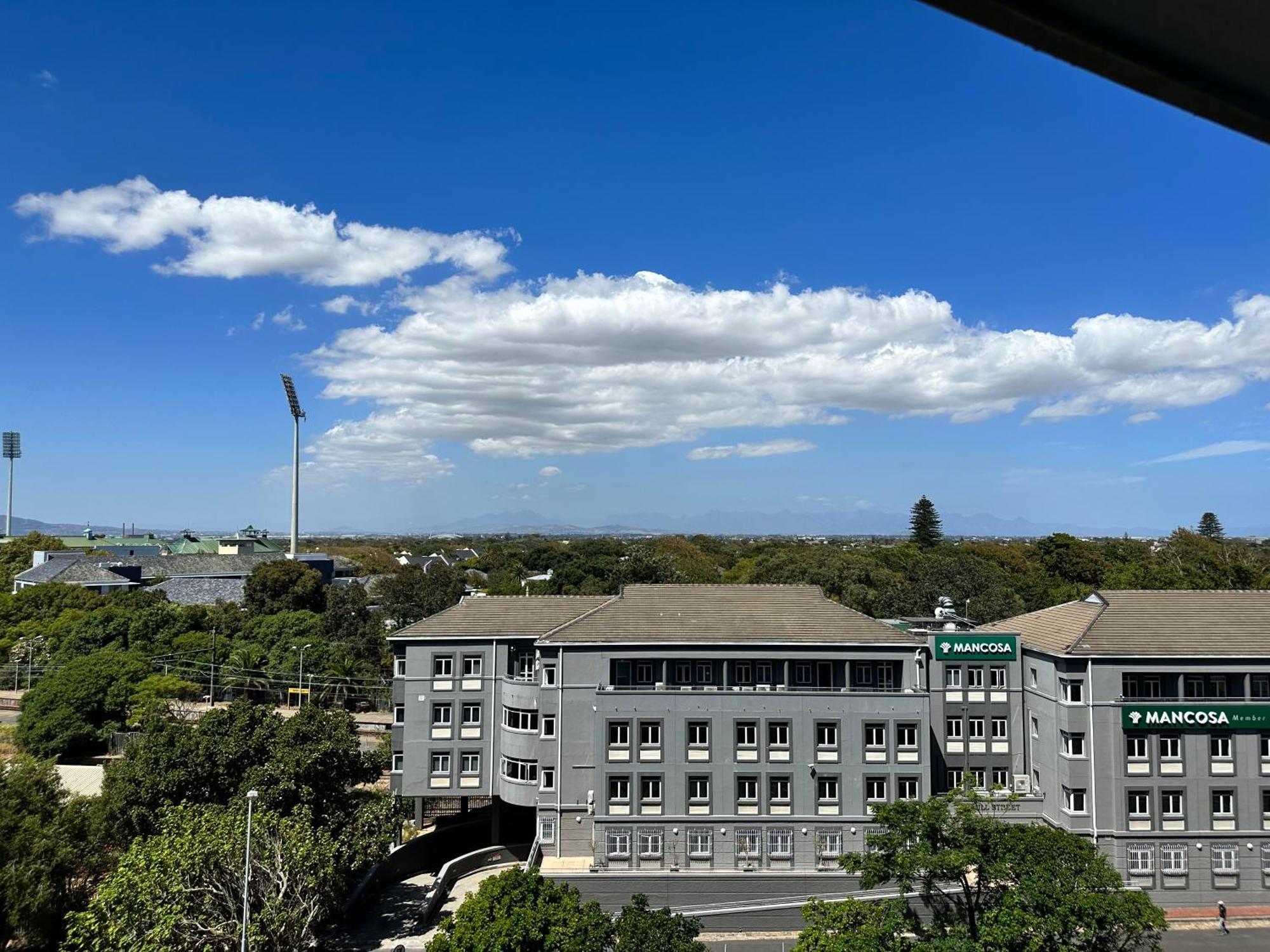 Newlands Peak Apartments Κέιπ Τάουν Εξωτερικό φωτογραφία