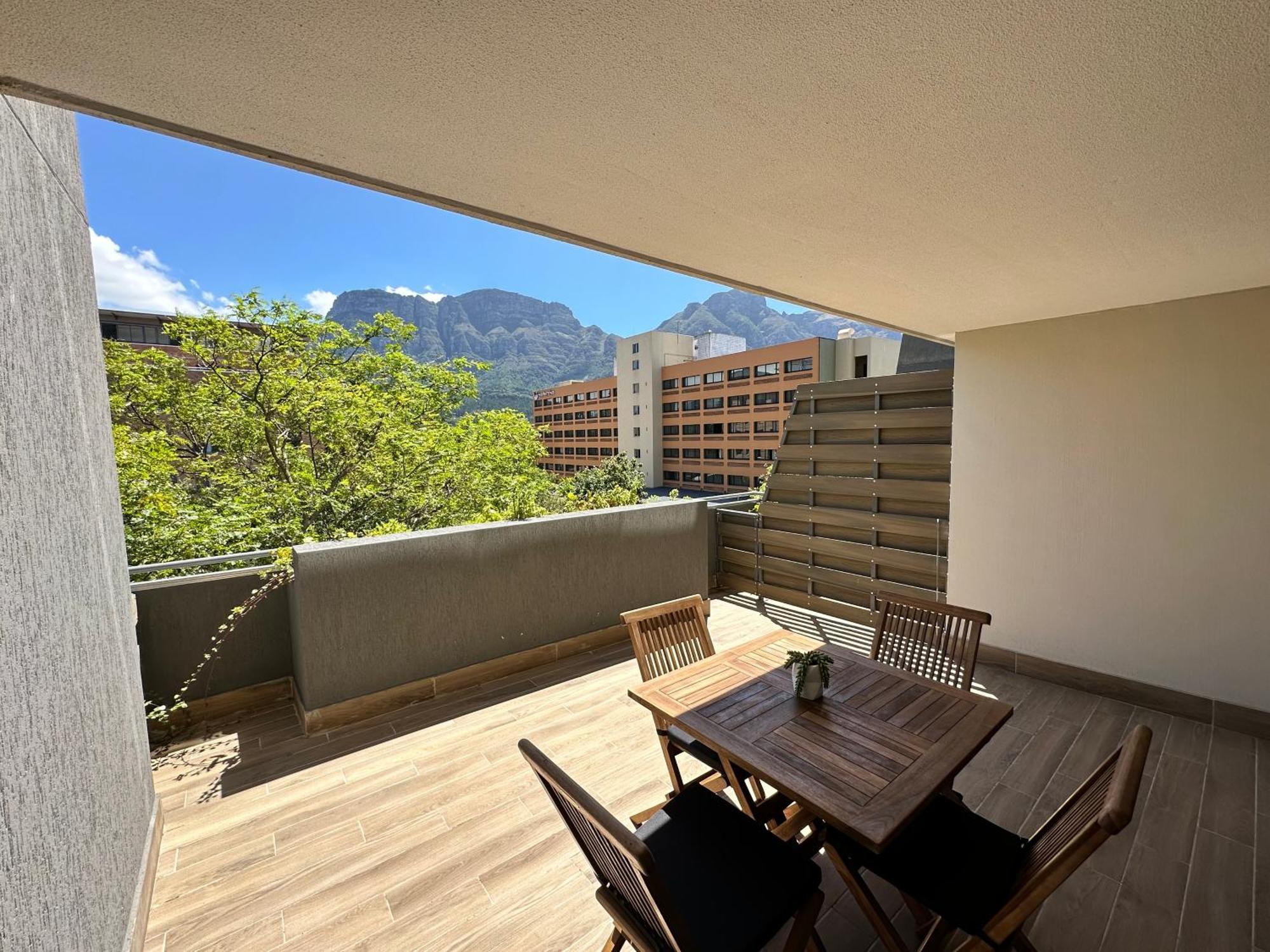 Newlands Peak Apartments Κέιπ Τάουν Εξωτερικό φωτογραφία