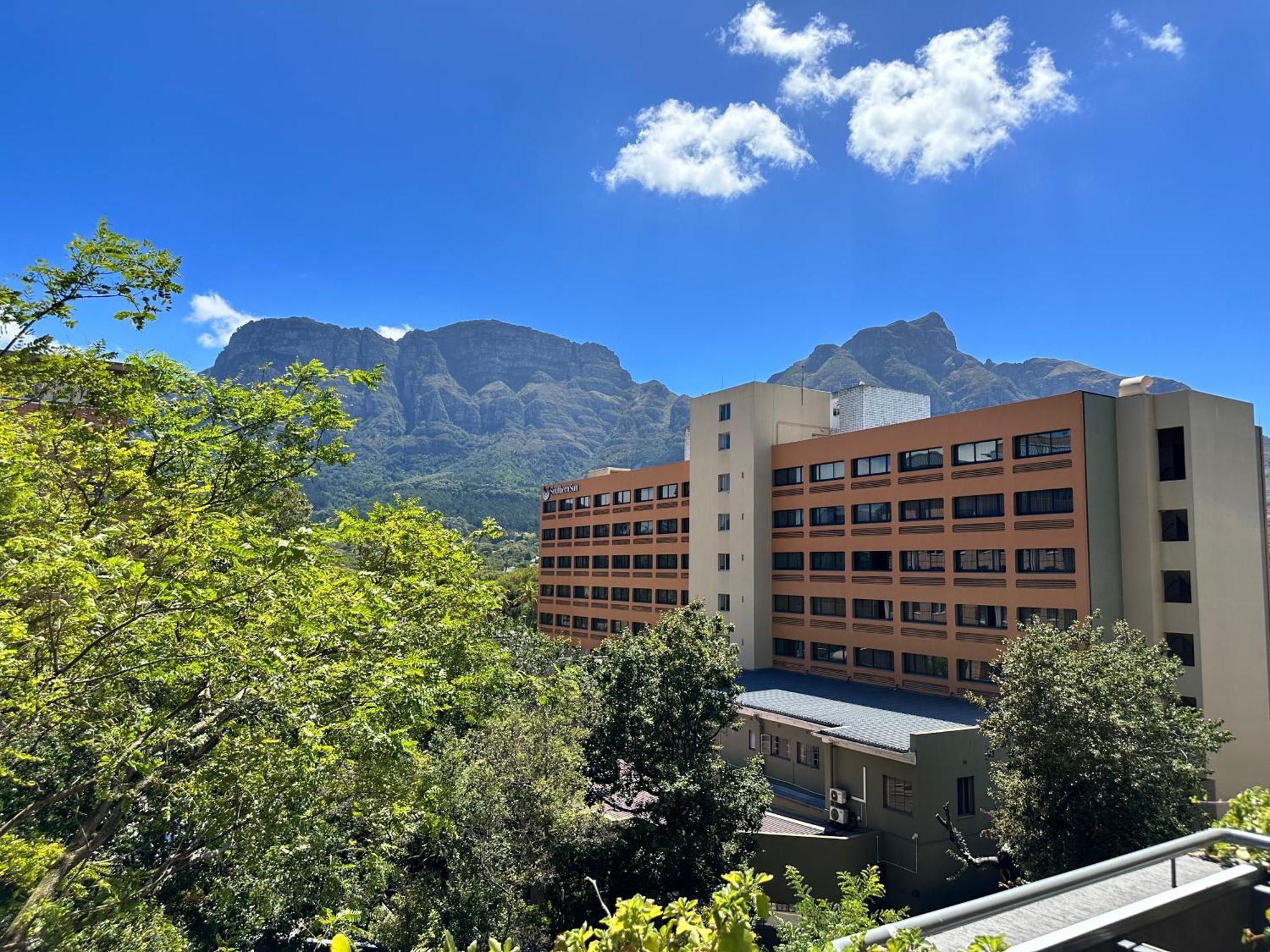 Newlands Peak Apartments Κέιπ Τάουν Εξωτερικό φωτογραφία