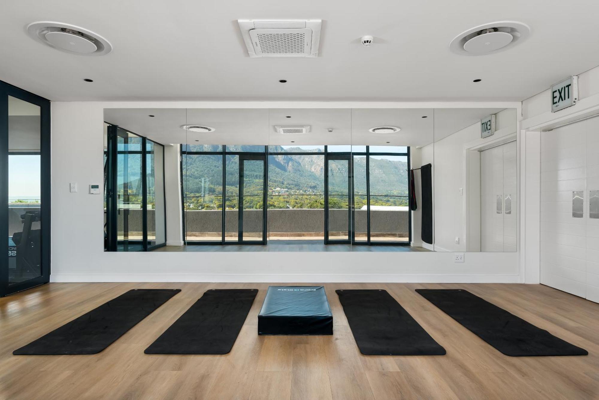 Newlands Peak Apartments Κέιπ Τάουν Εξωτερικό φωτογραφία